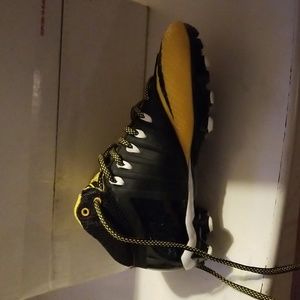 Nike 1 Youth Calvin Johnson Pro Football Cleats Yellow Gold Black size 1